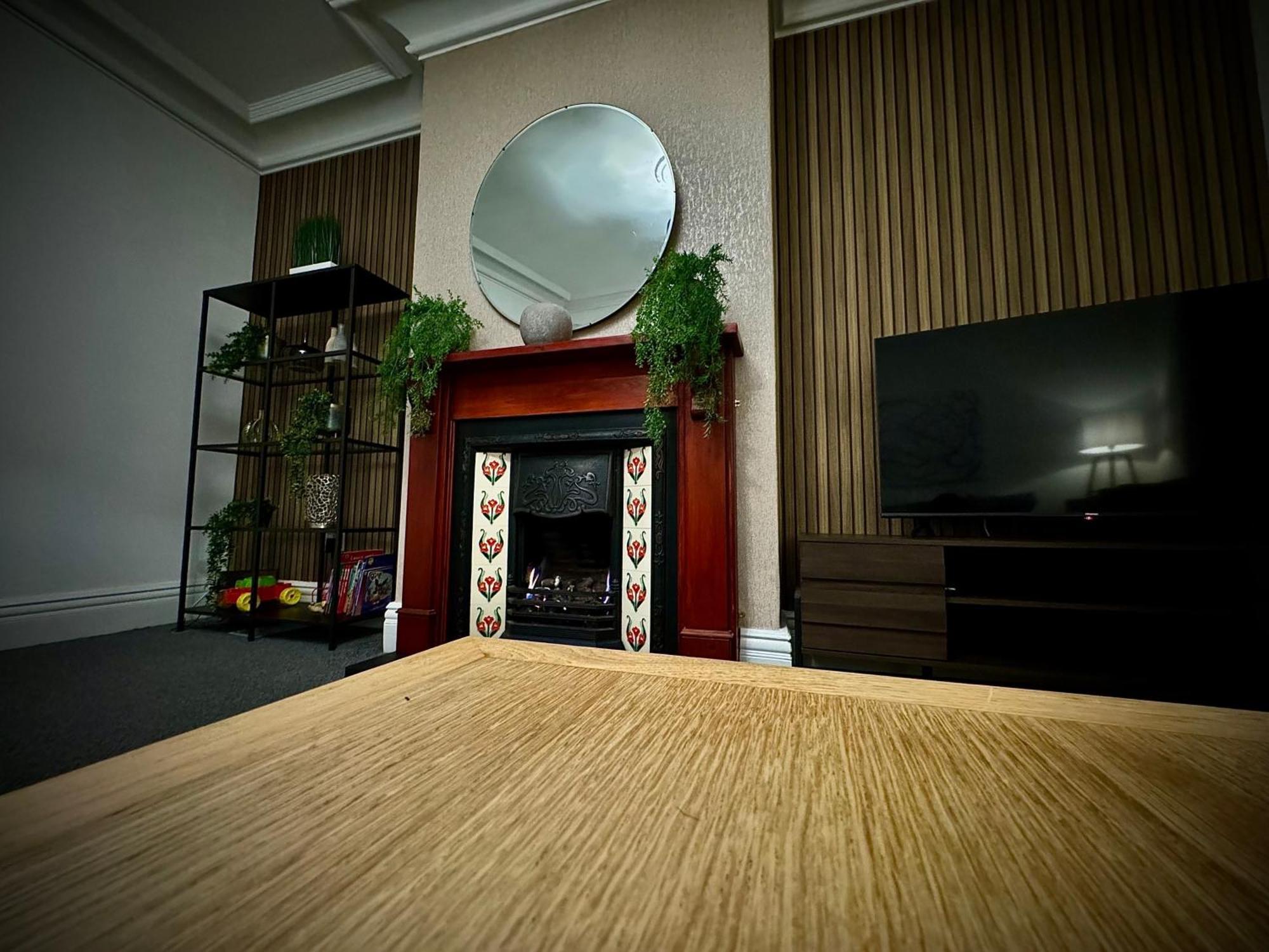 블랙풀 Sleeps10-Parking-Garden-Hottub-Petfriendly 빌라 외부 사진