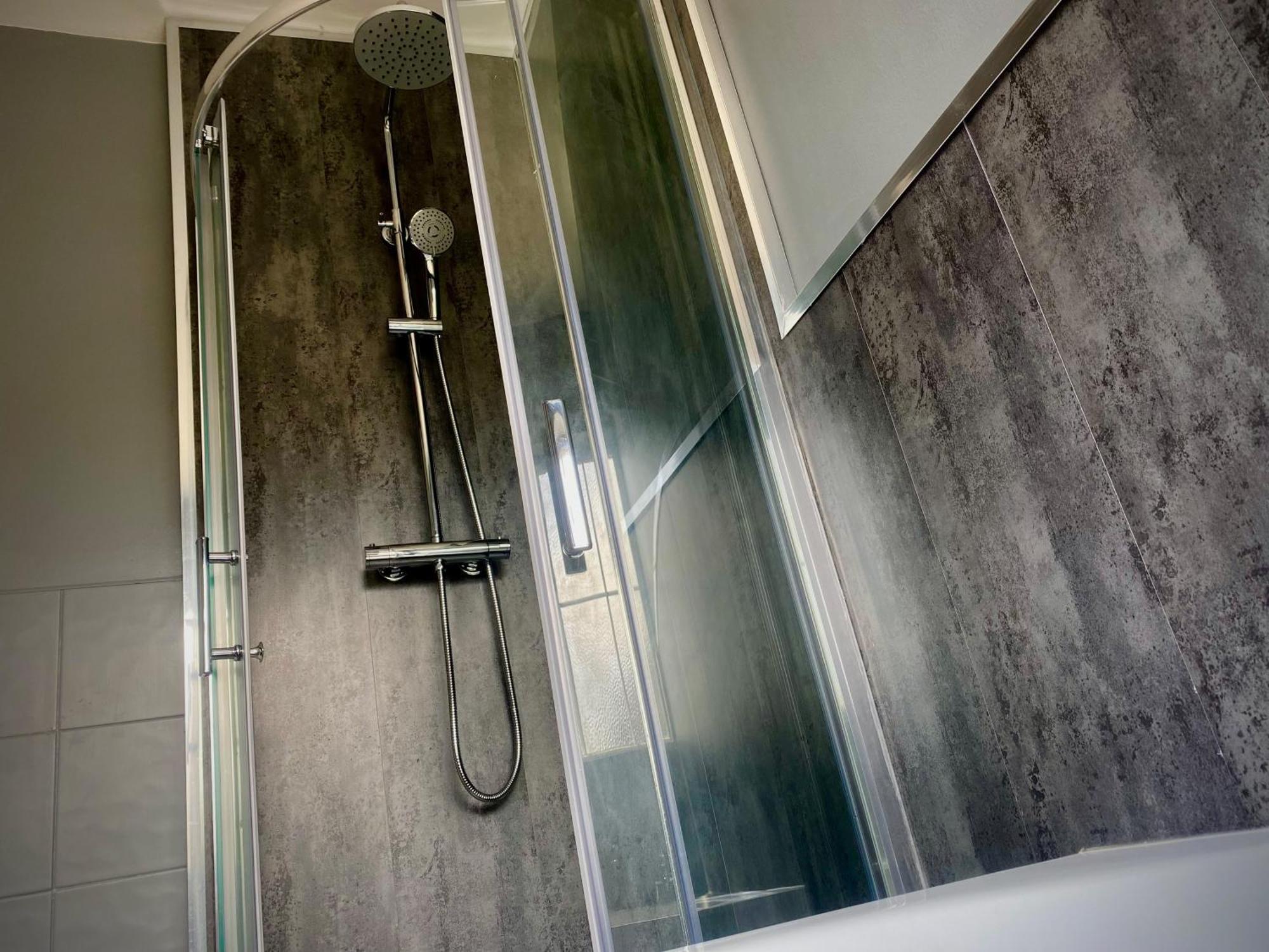 블랙풀 Sleeps10-Parking-Garden-Hottub-Petfriendly 빌라 외부 사진